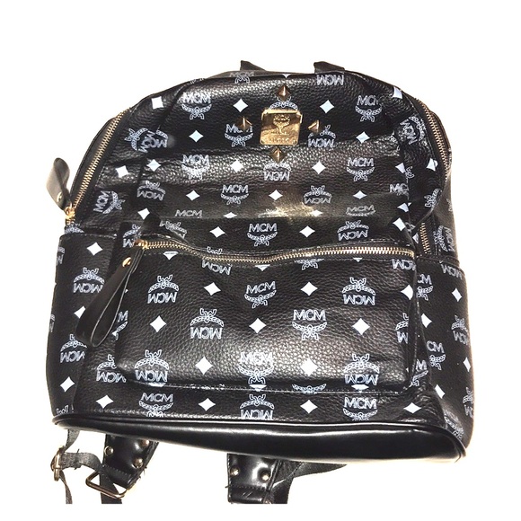 MCM bag (price negotiable) - Picture 1 of 4